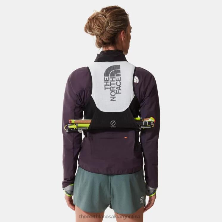 FFV04693 blanco negro The North Face chaleco race day 8l blanco negro
