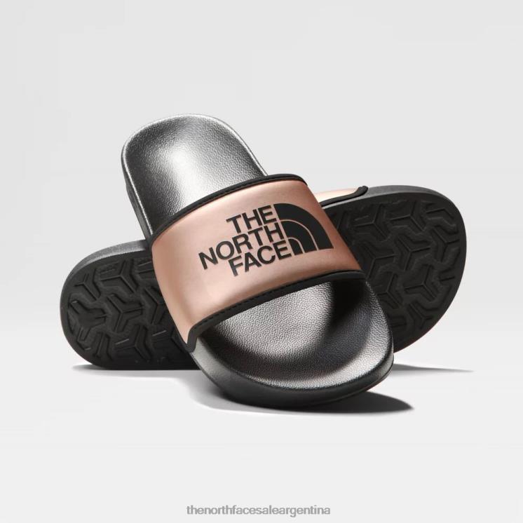 FFV041374 bronce metalico The North Face Chanclas metálicas de campamento base iii para mujer.